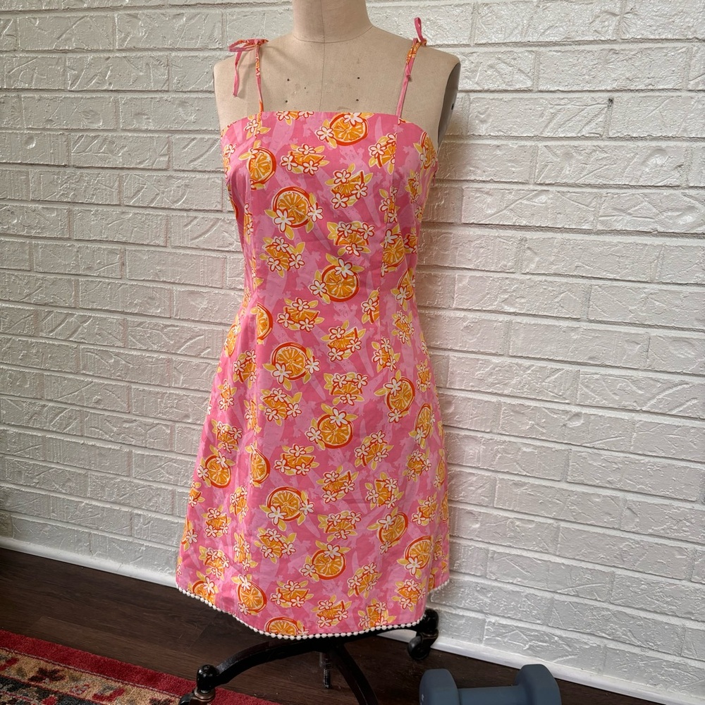 Lilly Pulitzer size 4 white label mini dress tie straps bricabrac hem pink